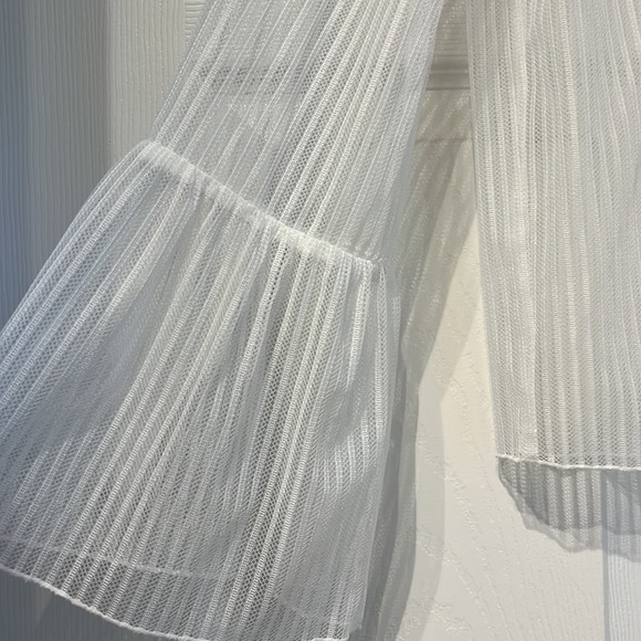 White sheer Babaton blouse with wide sleeves - Picture 2 of 2